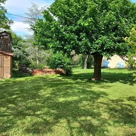 Nyaraló La Sagnarde Terrasse Intime Loubressac